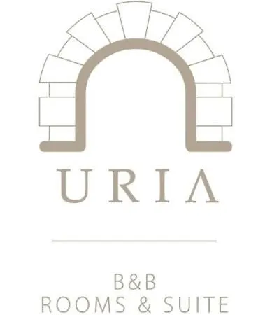 Uria & *